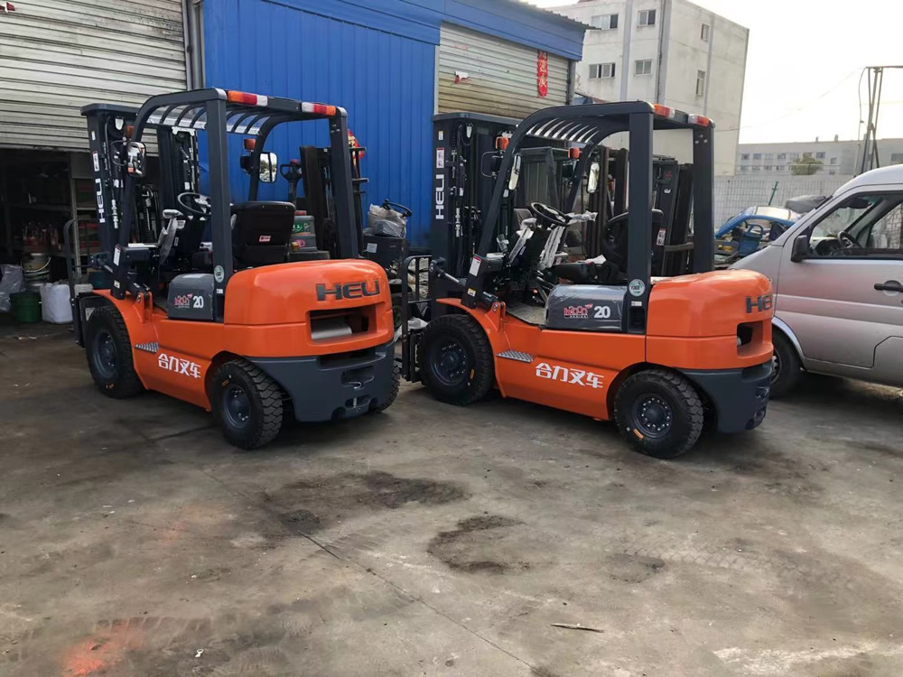 2021全年叉車(chē)銷(xiāo)量有望超110萬(wàn)臺(tái)，再創(chuàng)新高